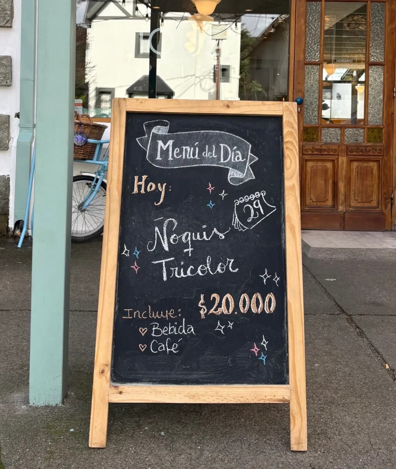 Ñoquis tricolor con bebida y café por $20.000, imagen 1