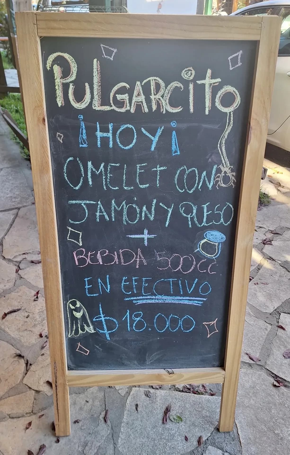 Omelet con jamón y queso más bebida en Pulgarcito, imagen 1